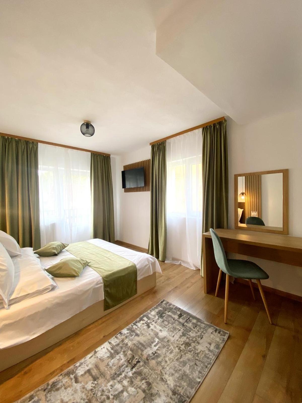 Regina Muntilor Spa&Confort Moeciu De Sus Exterior foto